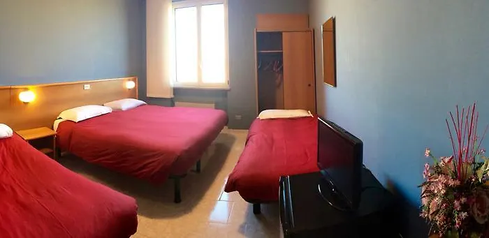Hotel Monumento 3*