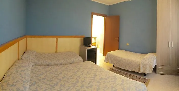 Hotel Monumento 3*