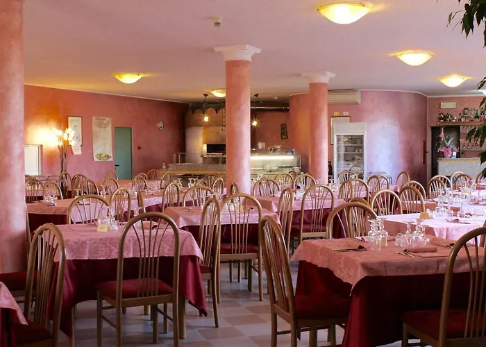 Hotel Monumento 3*